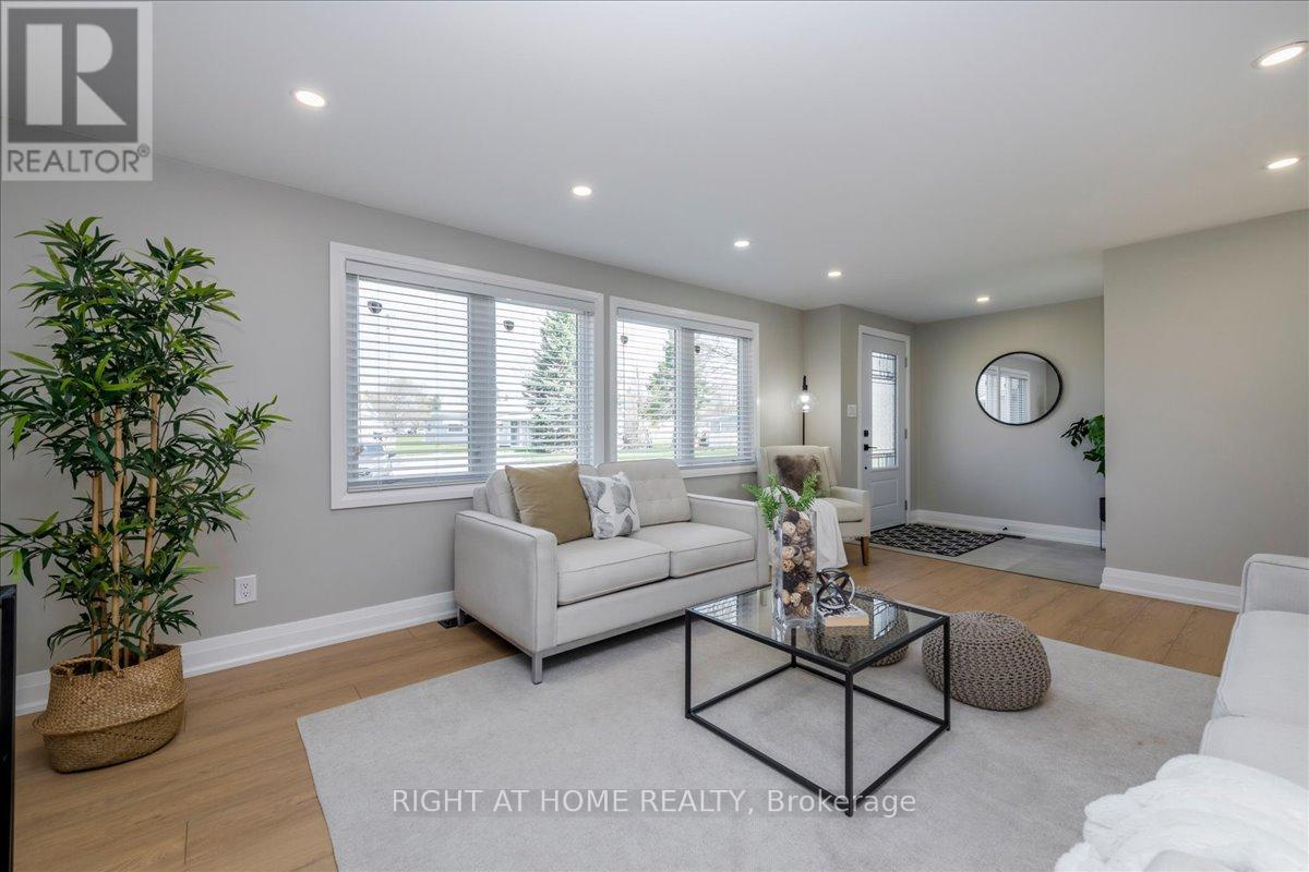 1 South Boulevard, Innisfil, Ontario  L9S 1L7 - Photo 5 - N13716926
