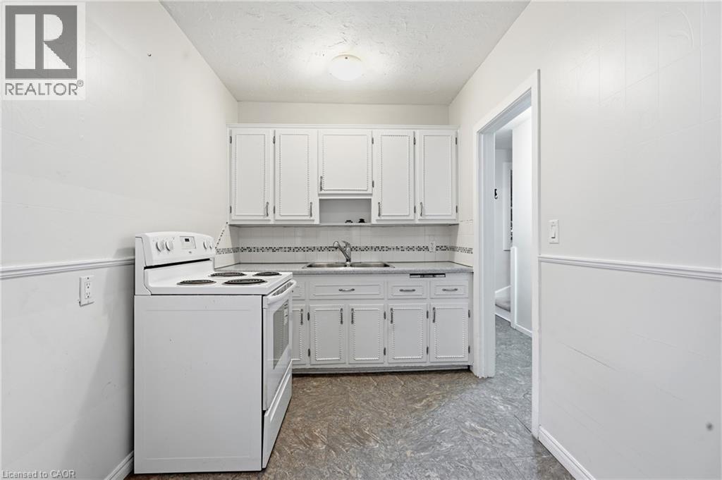 160 Lorne Crescent, Kitchener, Ontario  N2M 3Y5 - Photo 8 - 40858718