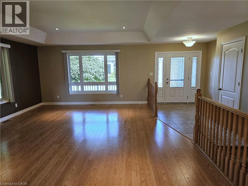 39 Ross Avenue N, Simcoe, Ontario  N3Y 0B2 - Photo 5 - 40857690