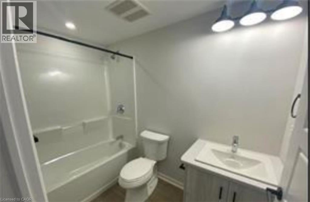3998 Victoria Avenue Unit# 303, Vineland, Ontario  L0R 2C0 - Photo 11 - 40838538