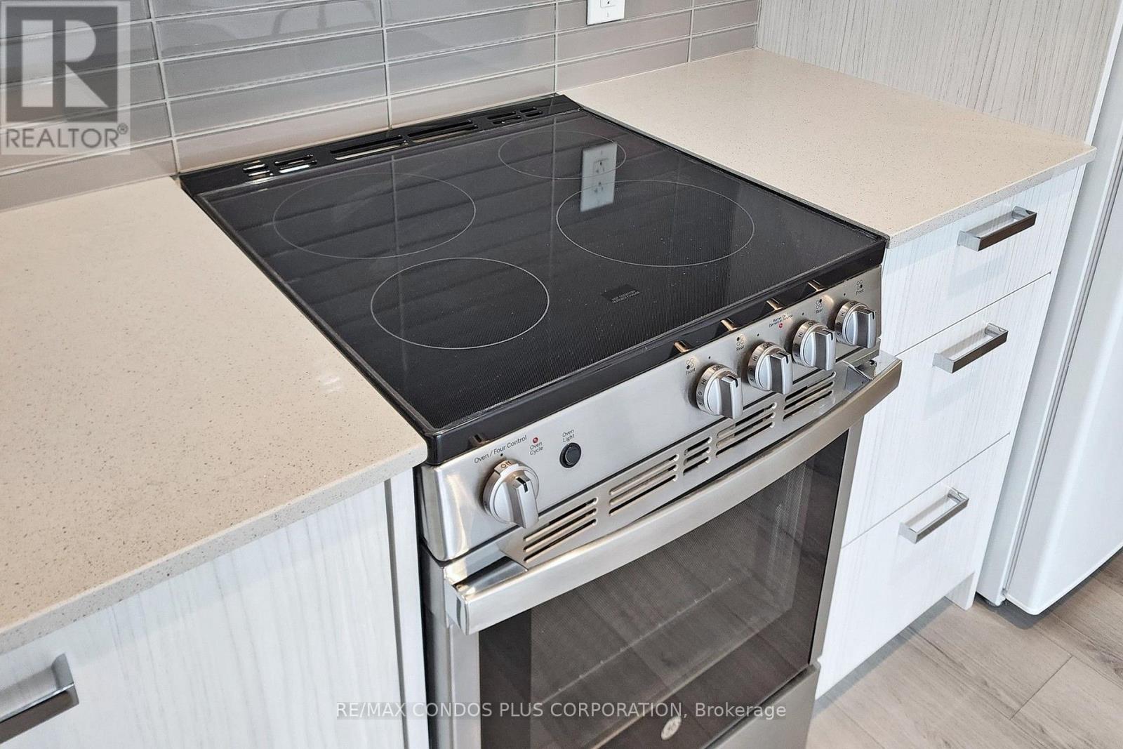 710 - 1787 St Clair Avenue W, Toronto, Ontario  M6N 0B7 - Photo 15 - W13716910