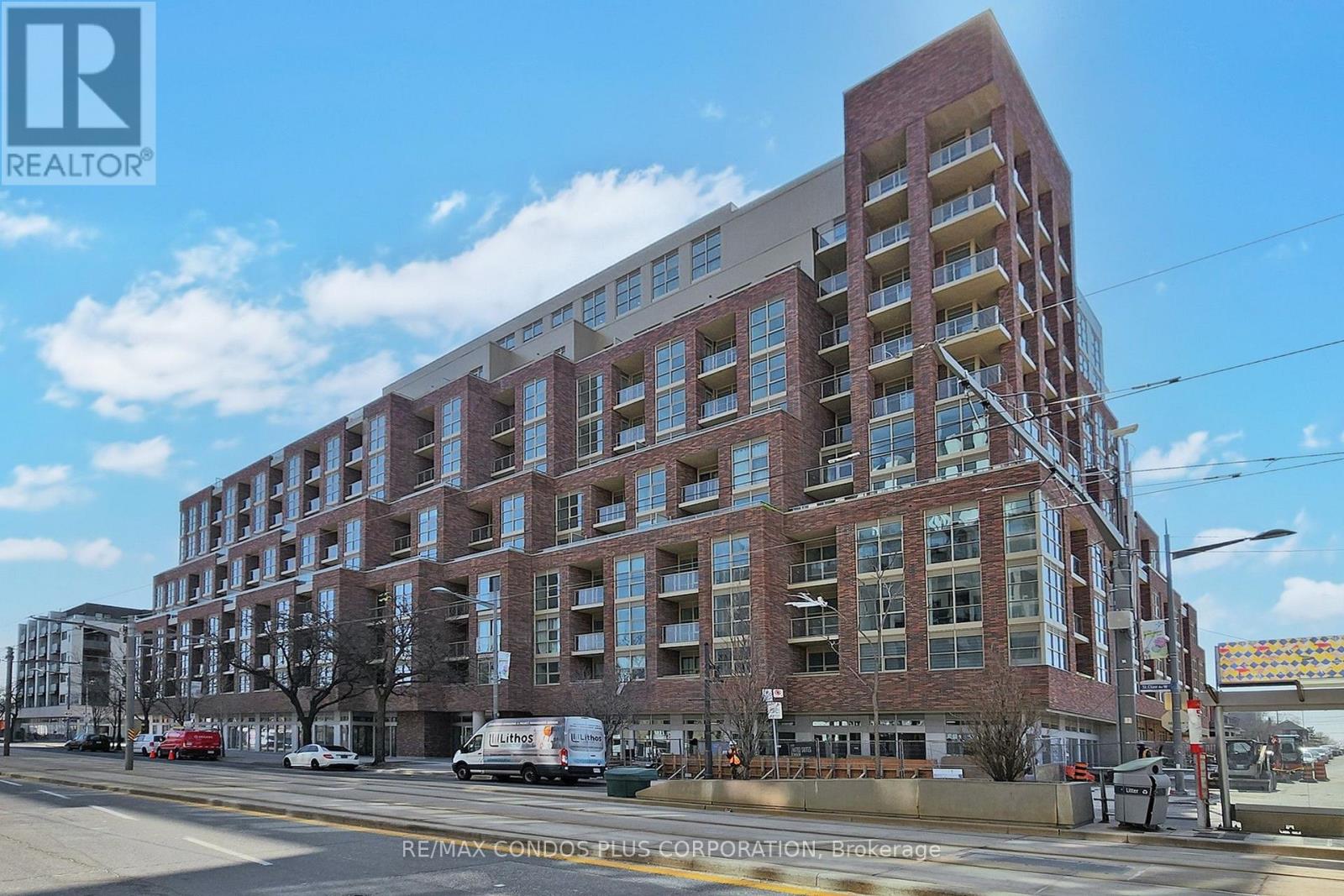 710 - 1787 St Clair Avenue W, Toronto, Ontario  M6N 0B7 - Photo 2 - W13716910