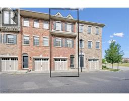 4 CHELTENHAM Mews, Kitchener, Ontario
