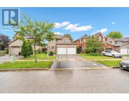 3 GRIFFEN PLACE, Whitby, Ontario
