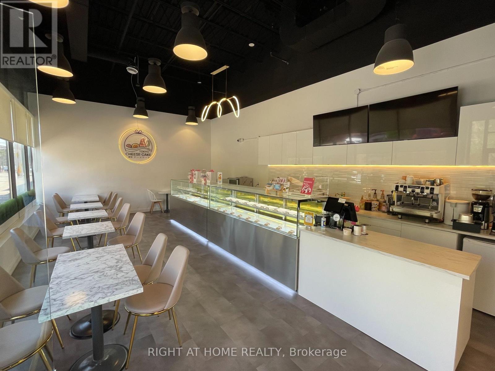 UNIT 5 - 72 STEELES AVENUE W, Vaughan, Ontario