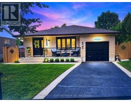 935 PEMBRIDGE CRESCENT, Kingston, Ontario