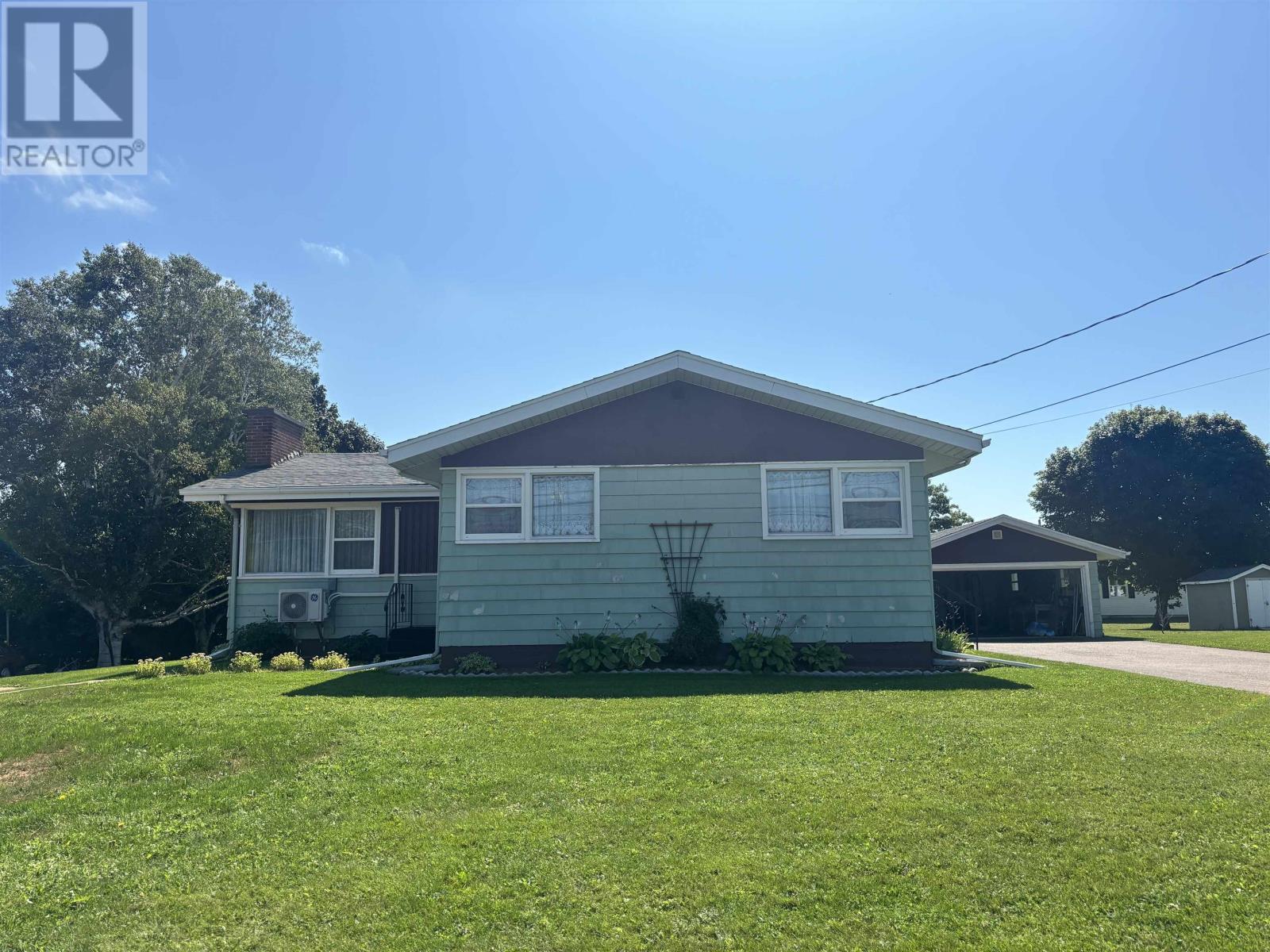 762 Water Street E, Summerside, Prince Edward Island C4N 4J4 - Photo 1 - 202621637