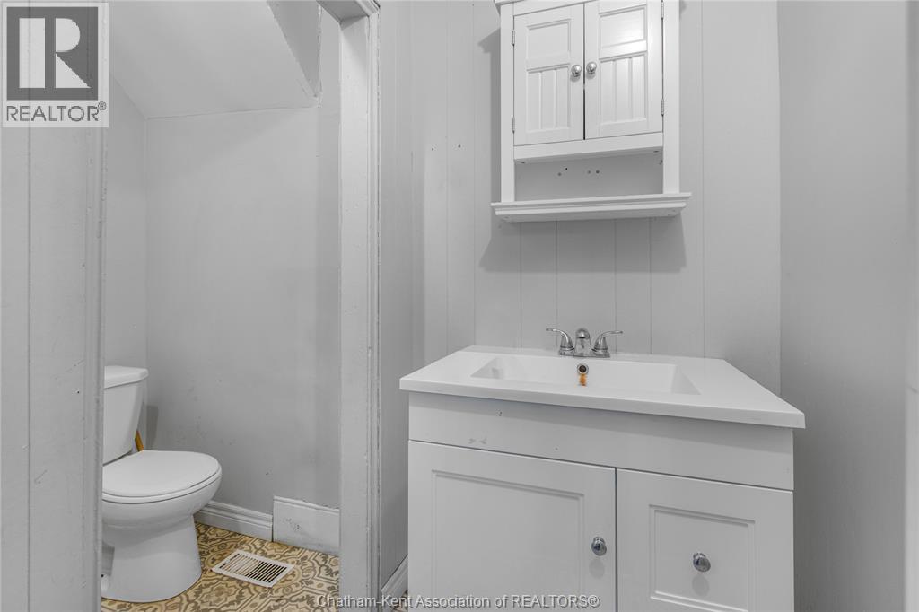 23028 Doherty Street, Kent Bridge, Ontario  N0P 1V0 - Photo 12 - 26020798