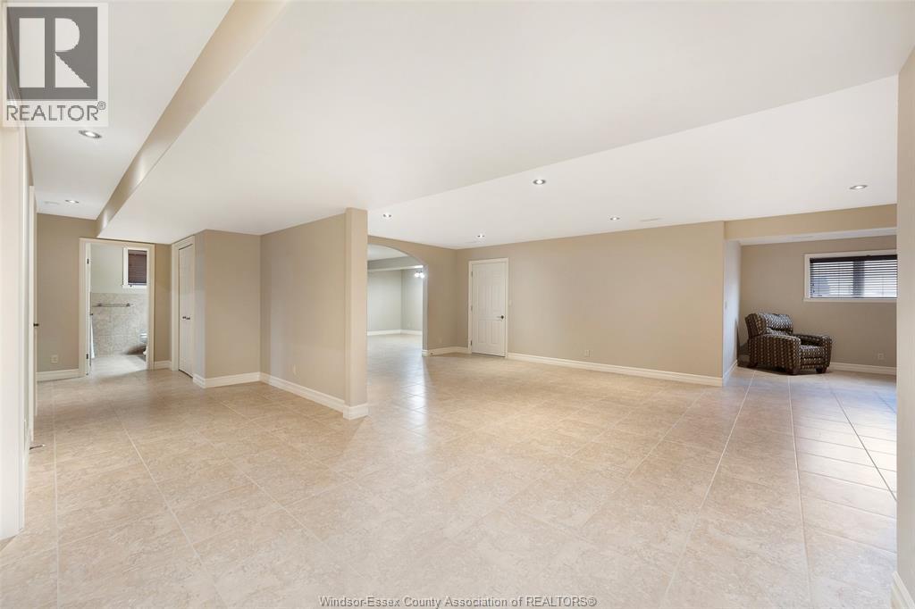199 Ellison, Leamington, Ontario  N8H 0A2 - Photo 25 - 26020682