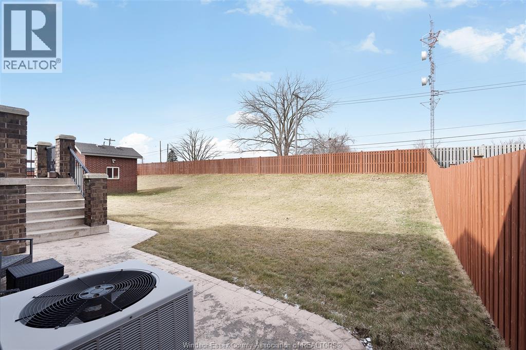 199 Ellison, Leamington, Ontario  N8H 0A2 - Photo 33 - 26020682