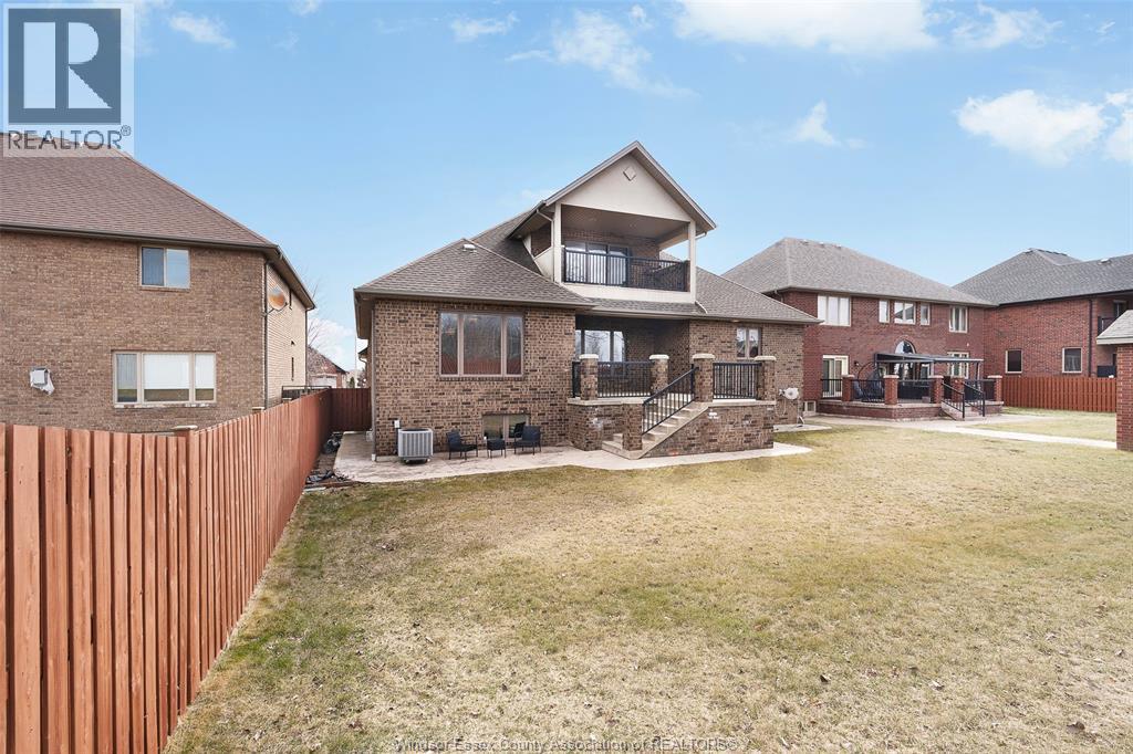 199 Ellison, Leamington, Ontario  N8H 0A2 - Photo 34 - 26020682