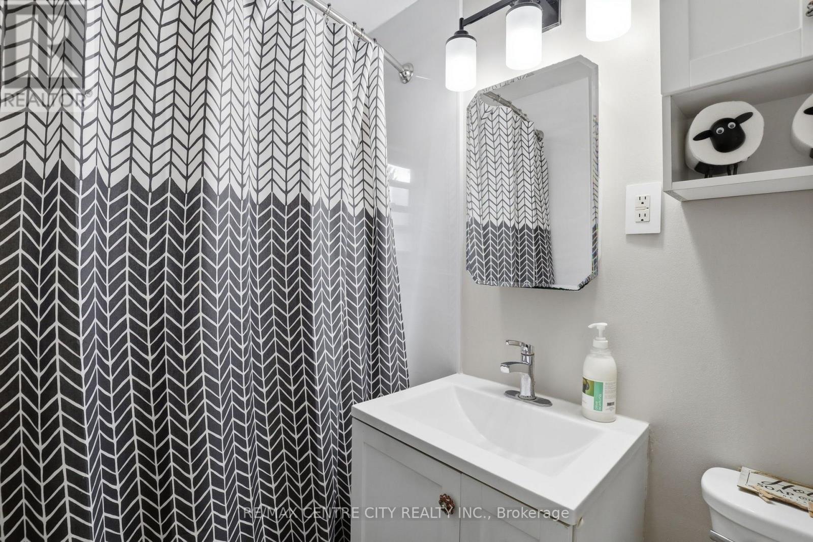 438 Forest Lawn Avenue, London East, Ontario  N5V 1T1 - Photo 19 - X13716968