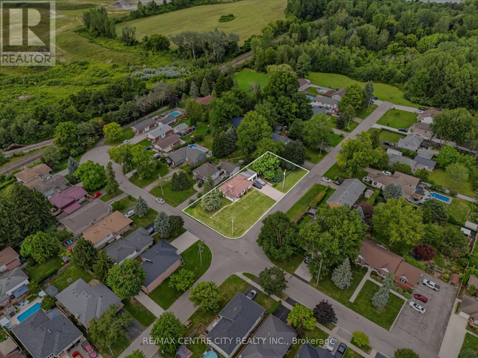 438 Forest Lawn Avenue, London East, Ontario  N5V 1T1 - Photo 45 - X13716968