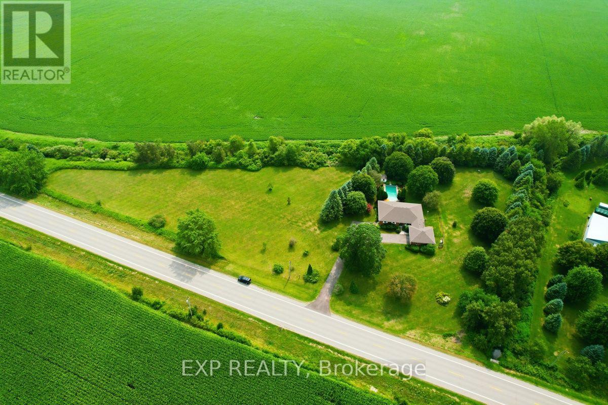 23401 Melbourne Road, Southwest Middlesex, Ontario  N0L 1A0 - Photo 2 - X13716980