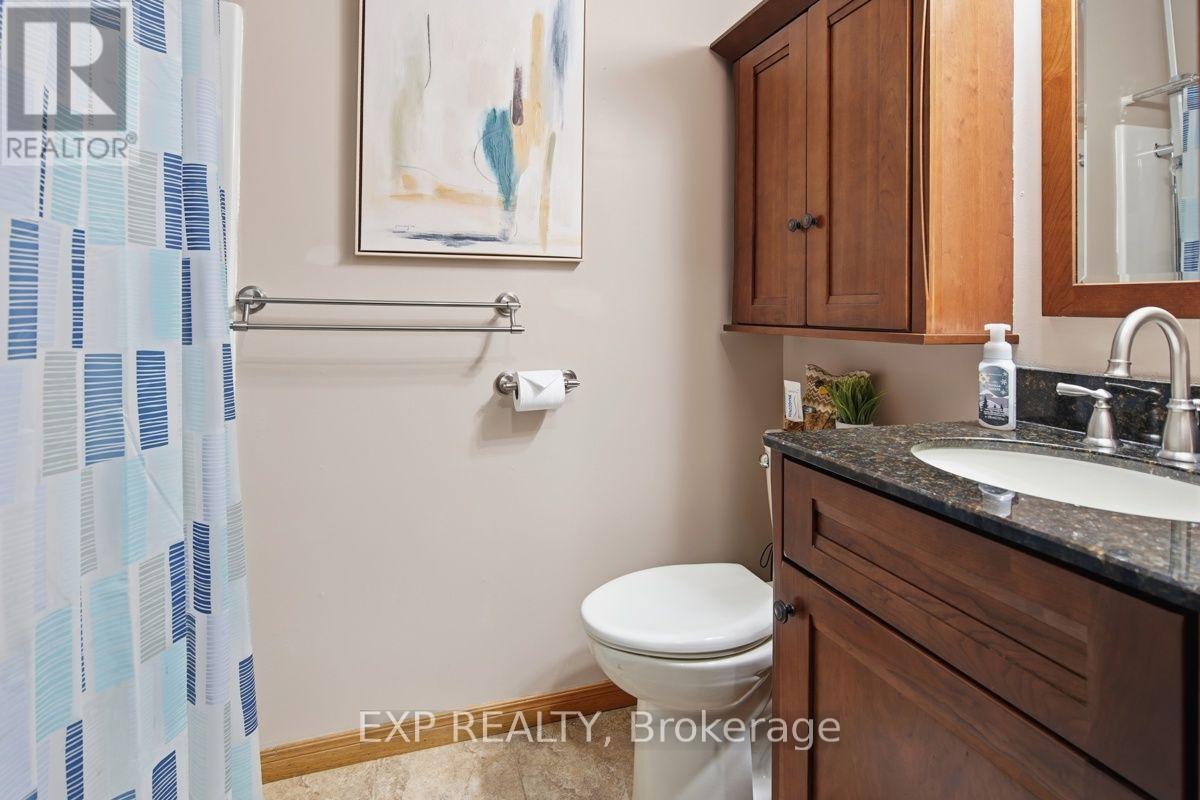 23401 Melbourne Road, Southwest Middlesex, Ontario  N0L 1A0 - Photo 25 - X13716980