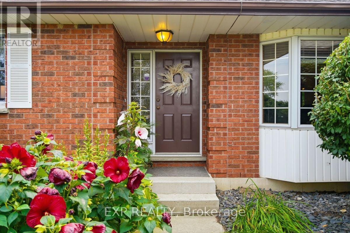 23401 Melbourne Road, Southwest Middlesex, Ontario  N0L 1A0 - Photo 6 - X13716980