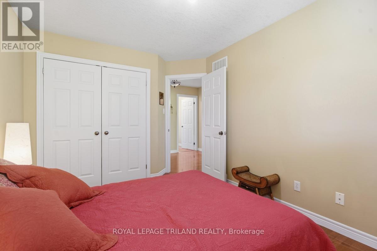4 Baron Crescent, Middlesex Centre, Ontario  N0L 1R0 - Photo 32 - X13717020