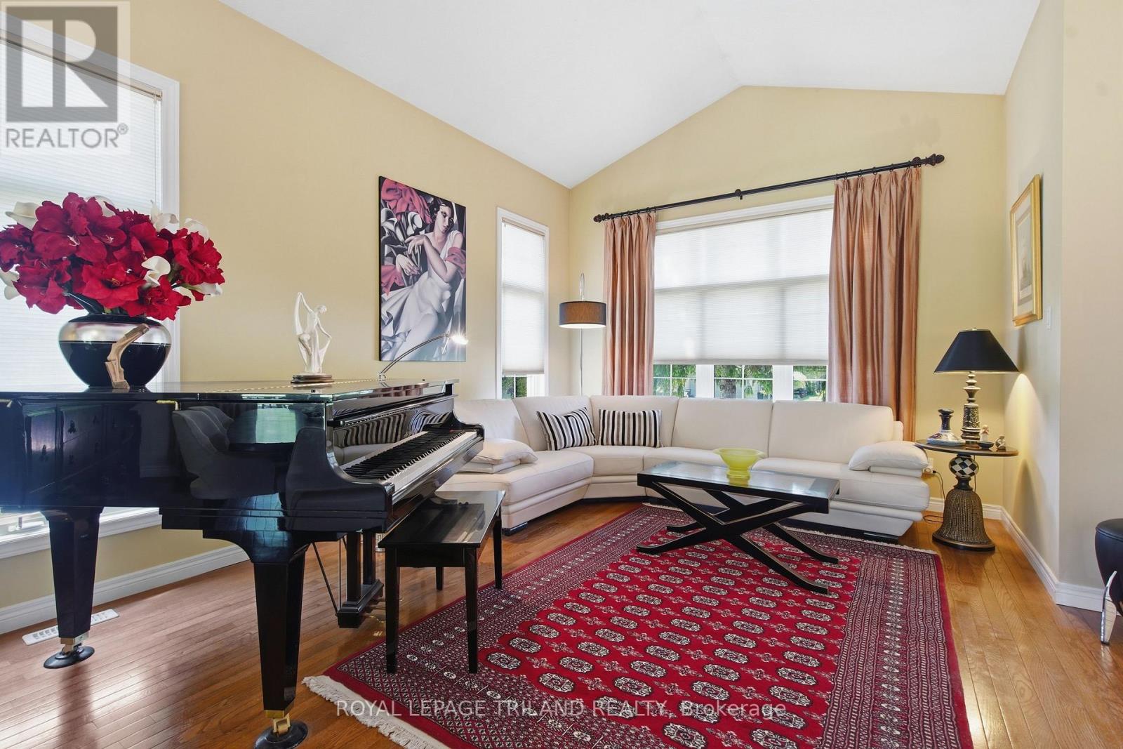 4 Baron Crescent, Middlesex Centre, Ontario  N0L 1R0 - Photo 8 - X13717020