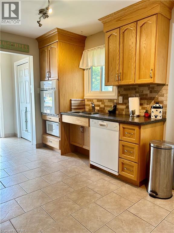 130 Brantwood Park Road Unit# Upper, Brantford, Ontario  N3P 1G3 - Photo 11 - 40855527