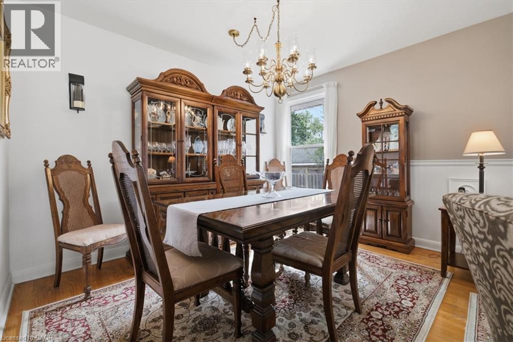 343 Duncombe Drive, Burlington, Ontario  L7L 4M2 - Photo 11 - 40857935