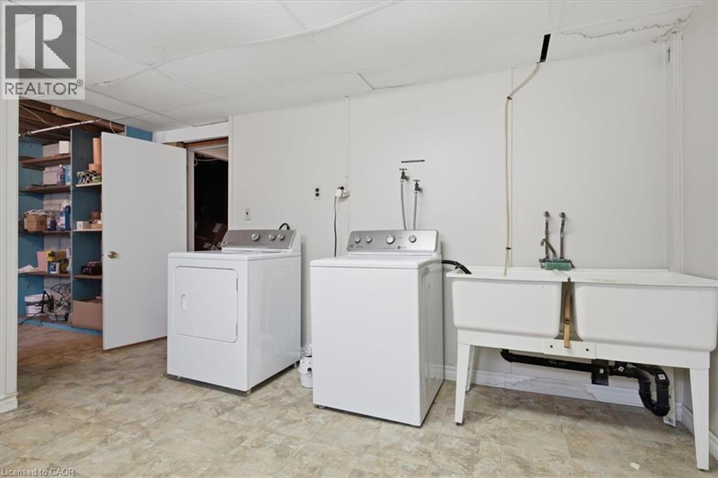 343 Duncombe Drive, Burlington, Ontario  L7L 4M2 - Photo 35 - 40857935