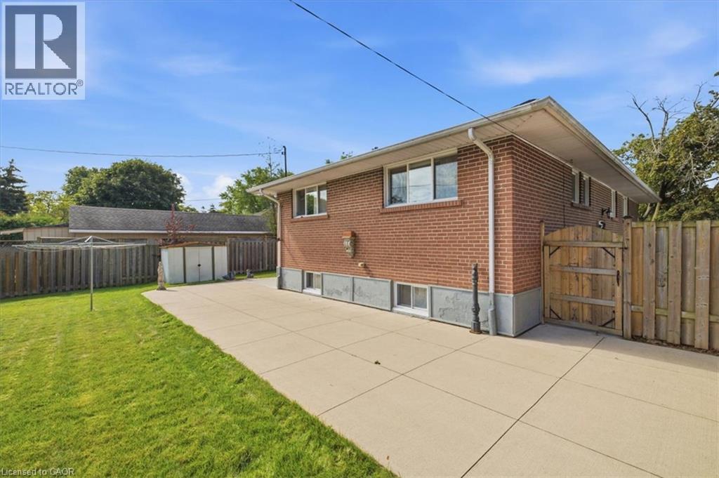 343 Duncombe Drive, Burlington, Ontario  L7L 4M2 - Photo 41 - 40857935