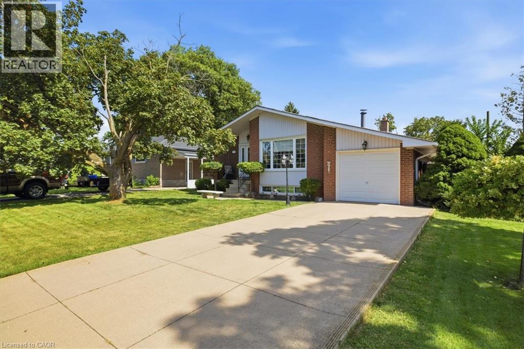 343 Duncombe Drive, Burlington, Ontario  L7L 4M2 - Photo 2 - 40857935