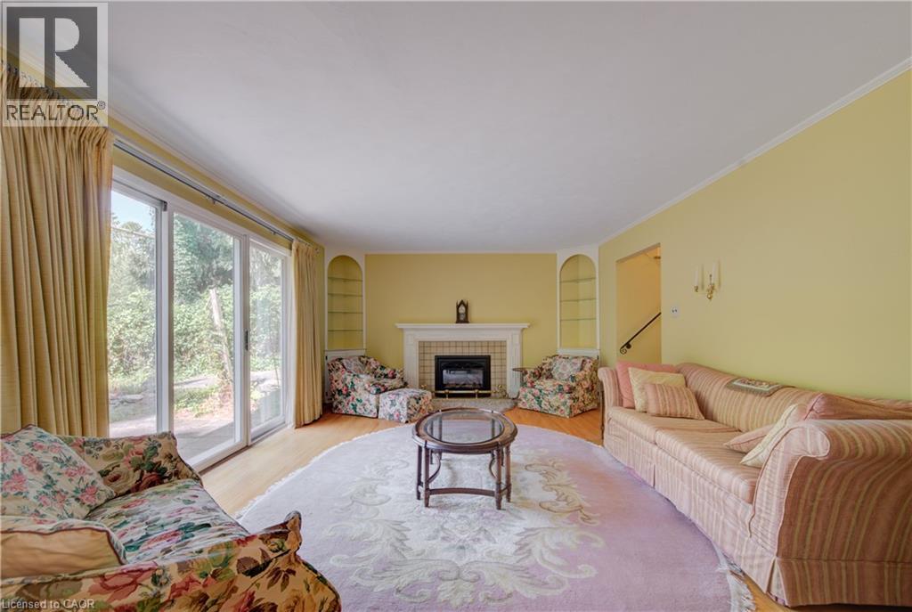 4 Mayfair Court, Dundas, Ontario L9H 3P2 - Photo 23 - 40858592