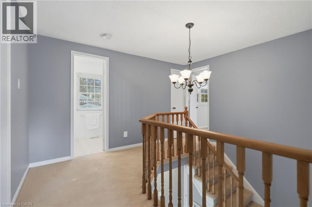 2055 Hunters Wood Drive, Burlington, Ontario  L7M 2T9 - Photo 20 - 40858169