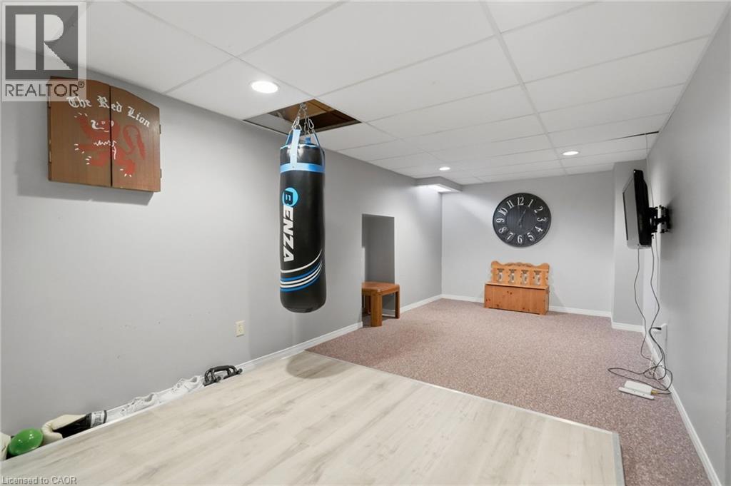 2055 Hunters Wood Drive, Burlington, Ontario  L7M 2T9 - Photo 37 - 40858169