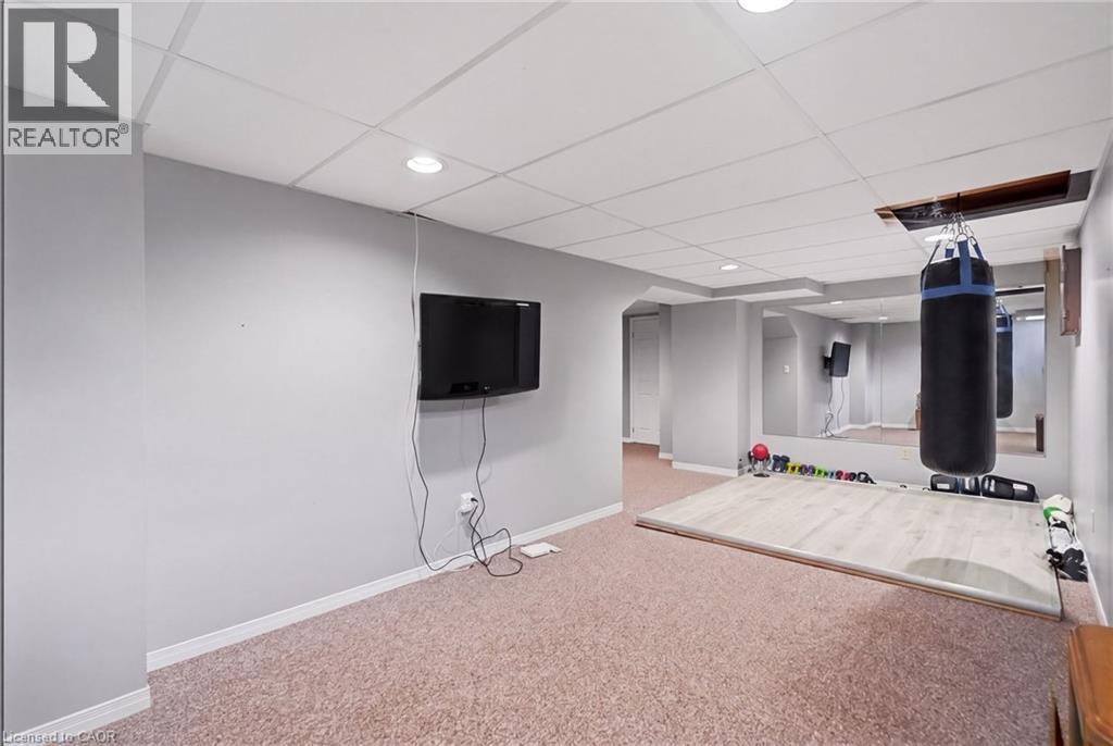2055 Hunters Wood Drive, Burlington, Ontario  L7M 2T9 - Photo 38 - 40858169