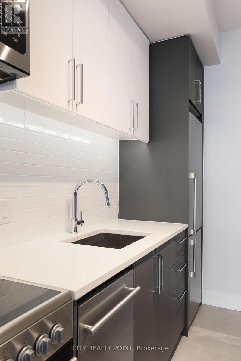 1105 - 2525 Bathurst Street, Toronto, Ontario  M6B 2Y9 - Photo 4 - C13717004