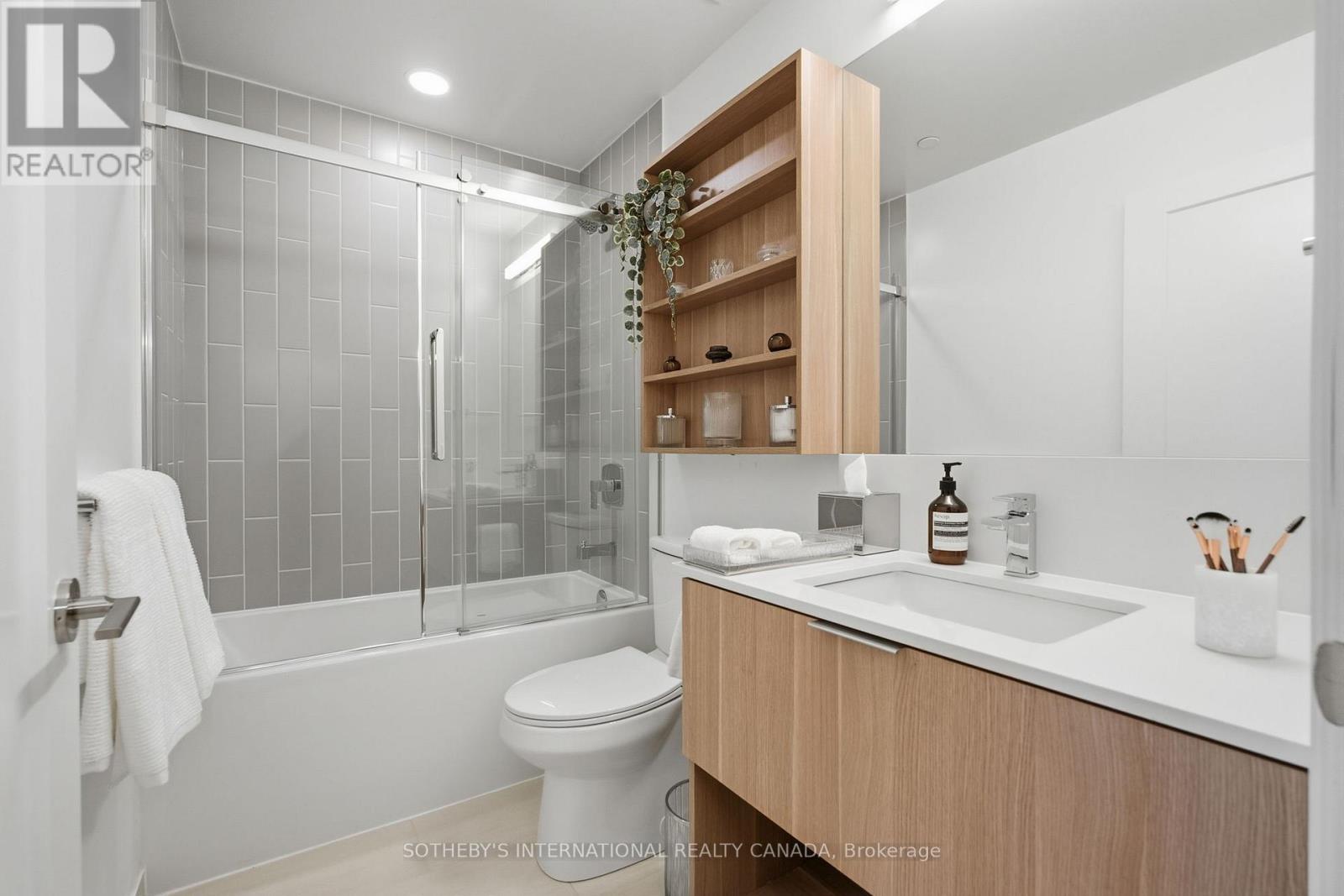 1707 - 88 Bathurst Street, Toronto, Ontario  M5V 0W8 - Photo 22 - C13717032
