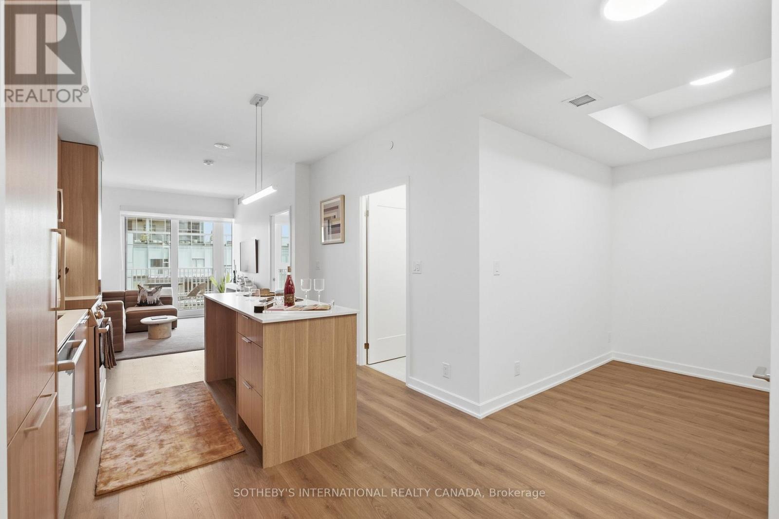 1707 - 88 Bathurst Street, Toronto, Ontario  M5V 0W8 - Photo 4 - C13717032