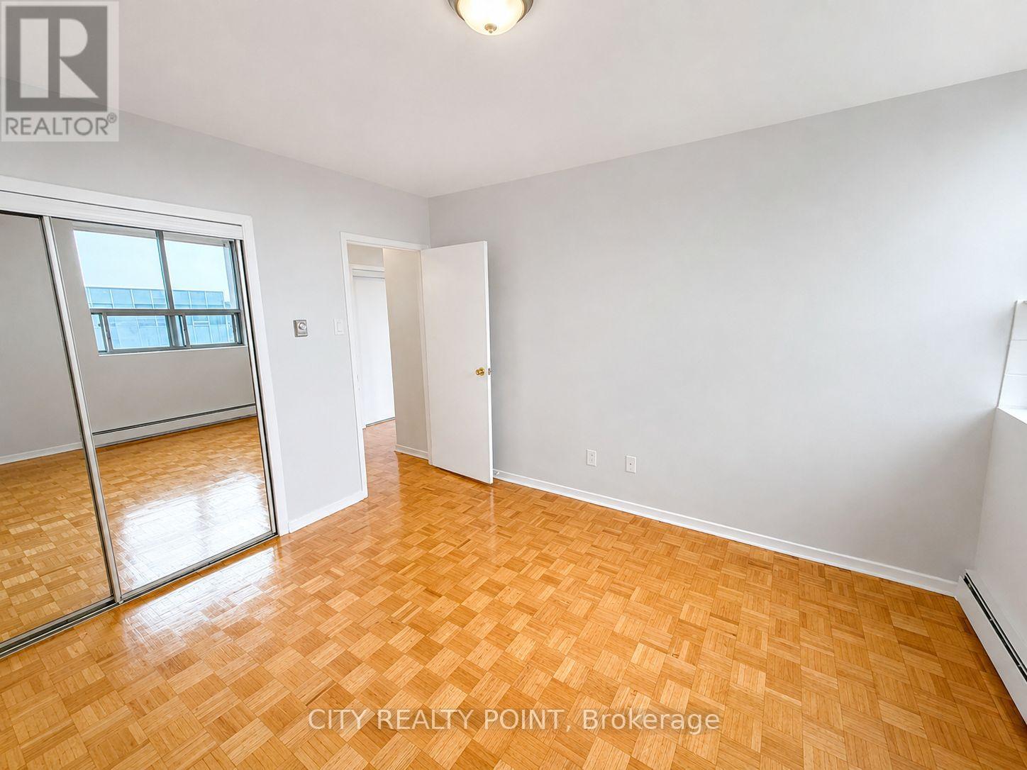 701 - 525 Eglinton Avenue E, Toronto, Ontario  M4P 2P6 - Photo 7 - C13717040