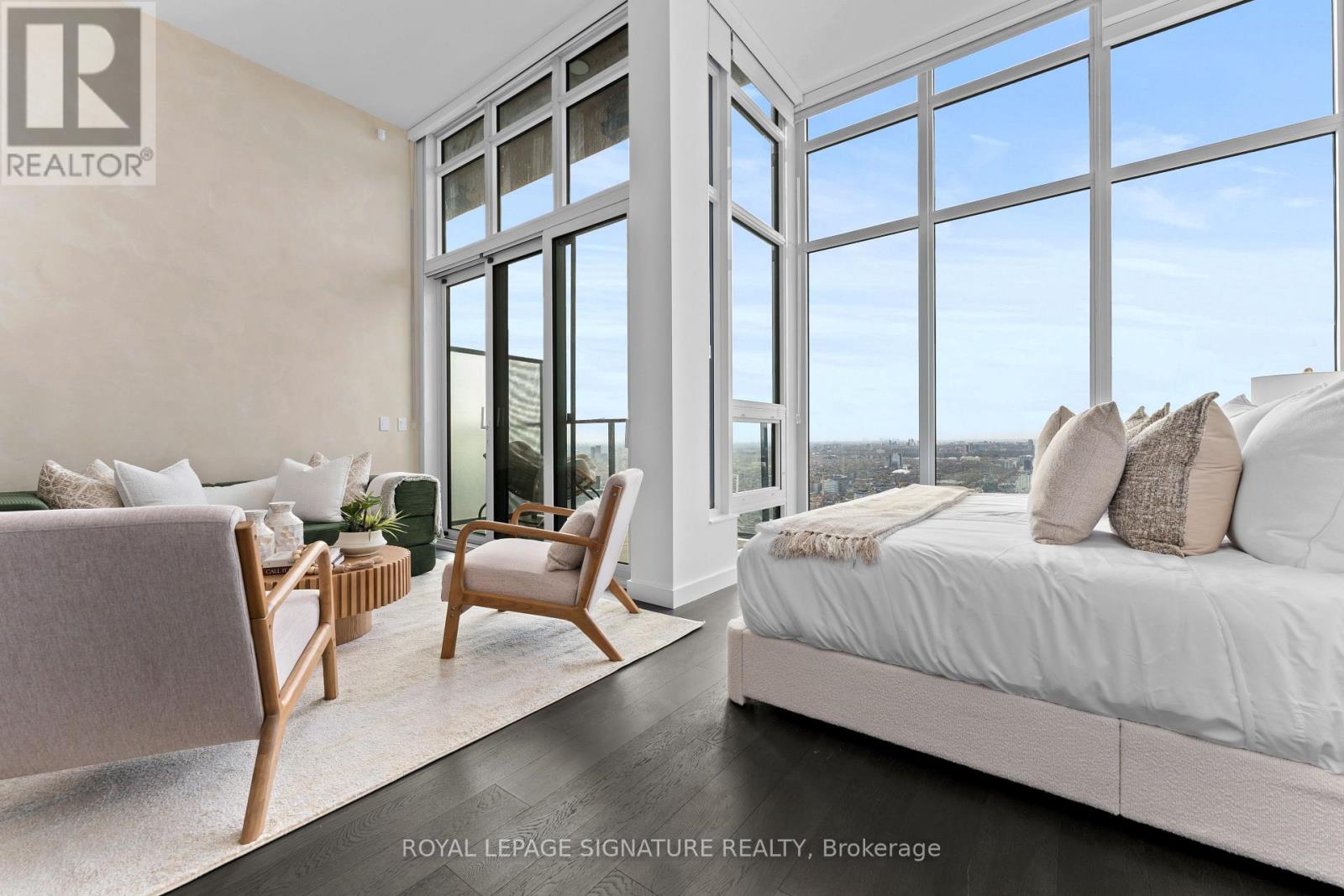 Ph7001 - 1 Concord Cityplace Way, Toronto, Ontario  M5V 0X3 - Photo 20 - C13717094