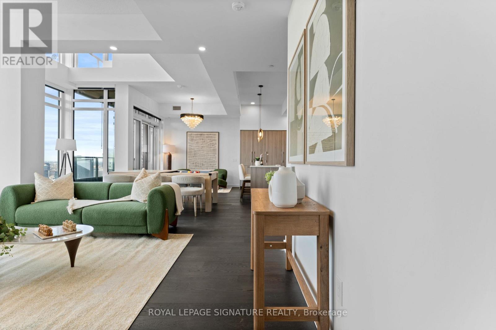 Ph7001 - 1 Concord Cityplace Way, Toronto, Ontario  M5V 0X3 - Photo 3 - C13717094