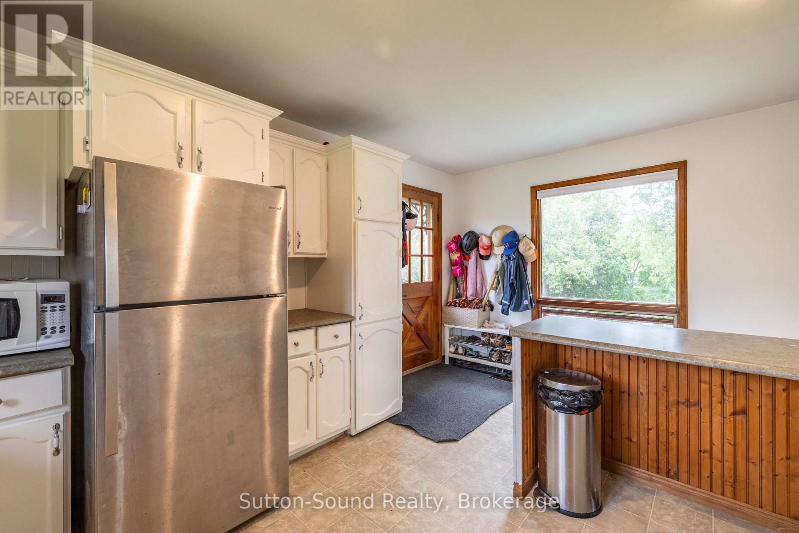 444 Balmy Beach Road, Georgian Bluffs, Ontario N4K 5N4 - Photo 15 - X13717024