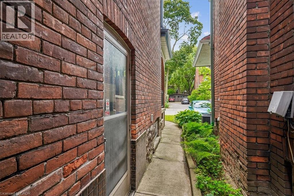 33 Saint Clair Avenue, Hamilton, Ontario  L8M 2N4 - Photo 34 - 40847305
