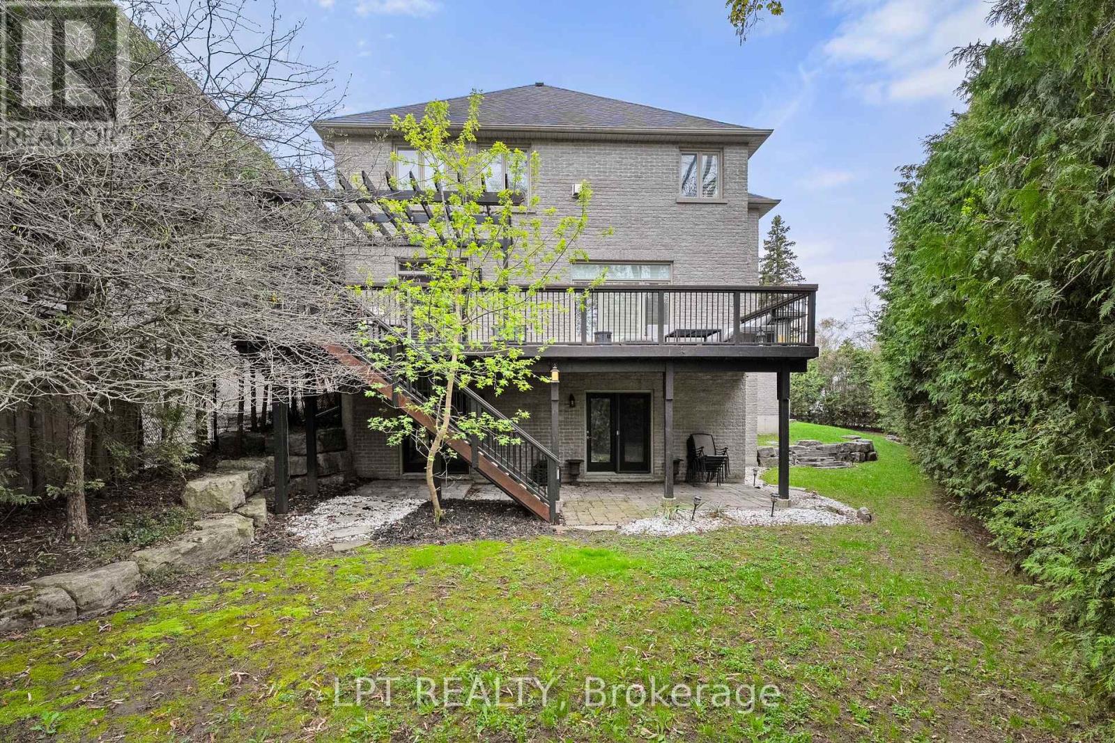 112 Tyler Street, Aurora, Ontario  L4G 2N3 - Photo 4 - N13716958