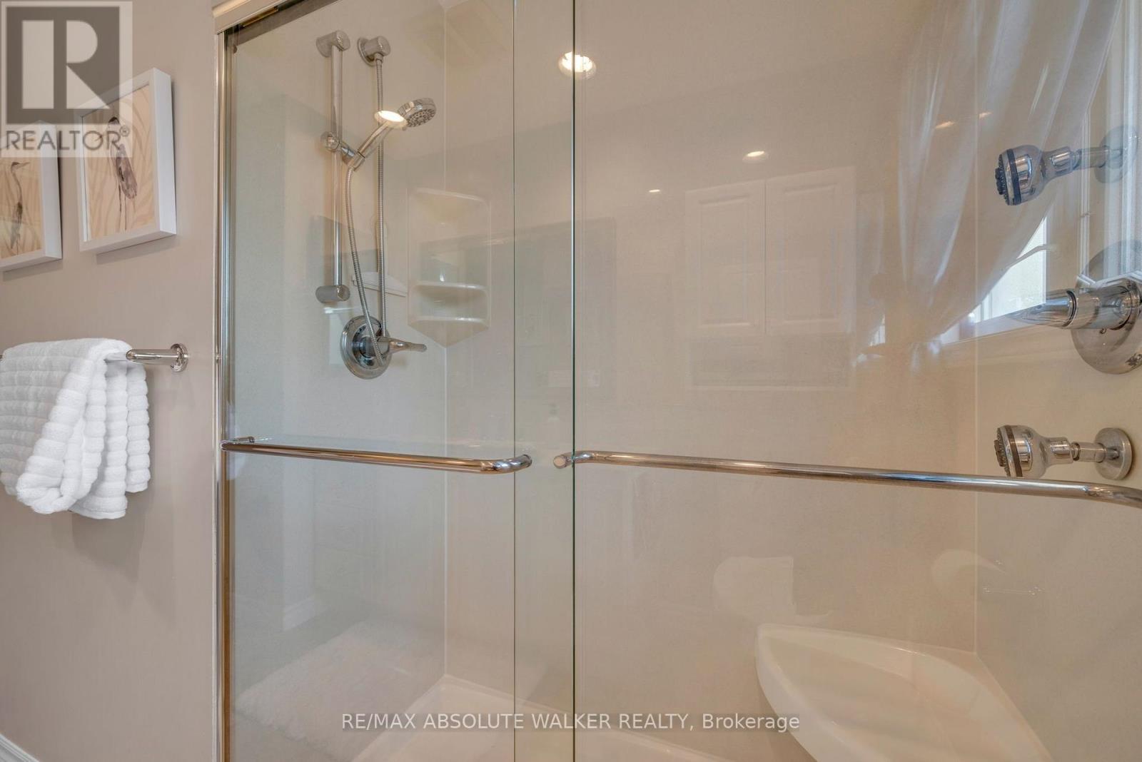 5 West Herrington Court, Ottawa, Ontario  K2H 6B9 - Photo 31 - X13717086