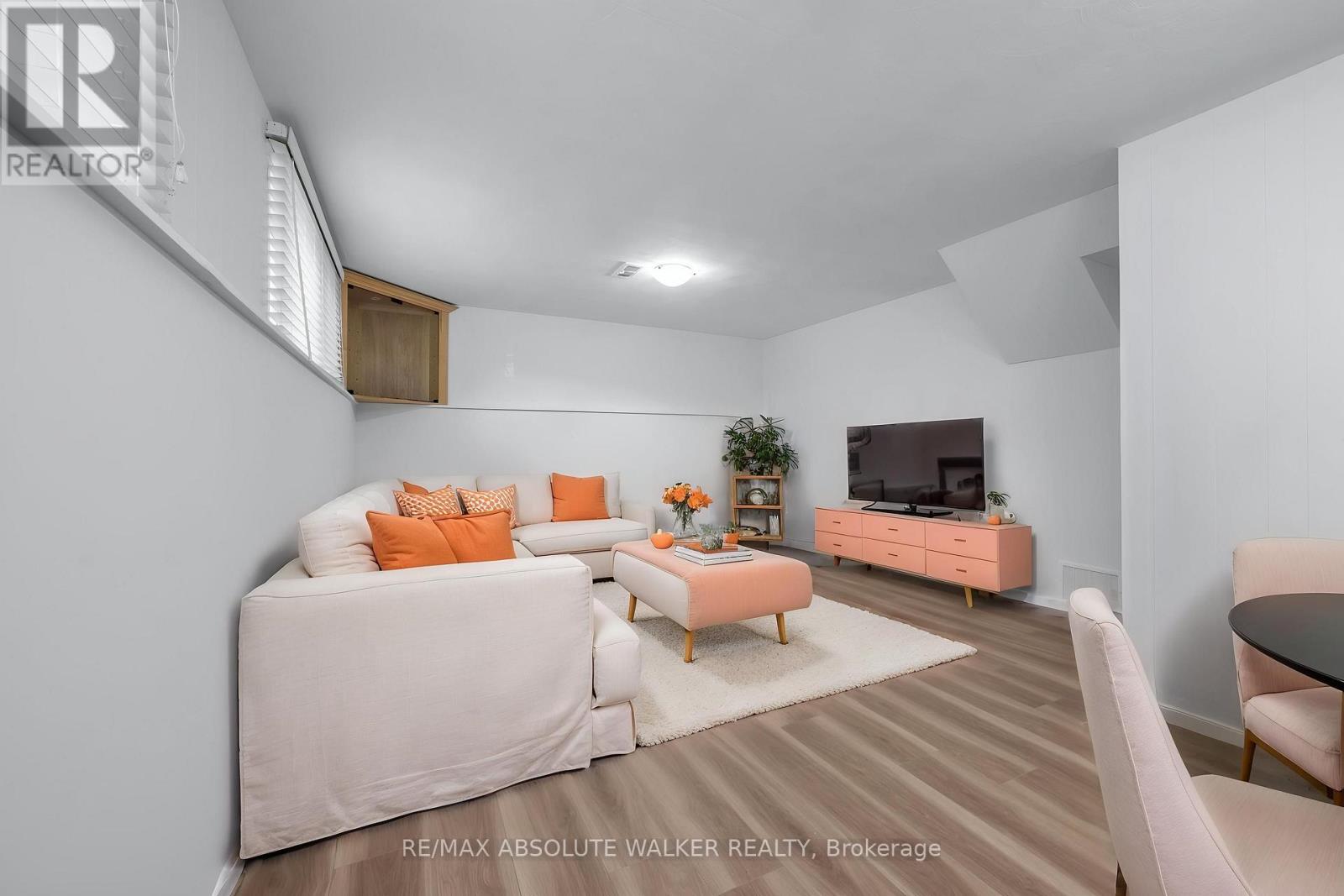 5 West Herrington Court, Ottawa, Ontario  K2H 6B9 - Photo 34 - X13717086