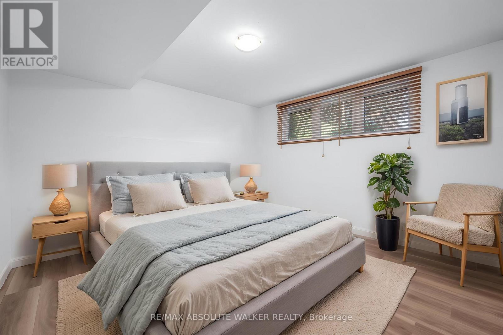 5 West Herrington Court, Ottawa, Ontario  K2H 6B9 - Photo 38 - X13717086