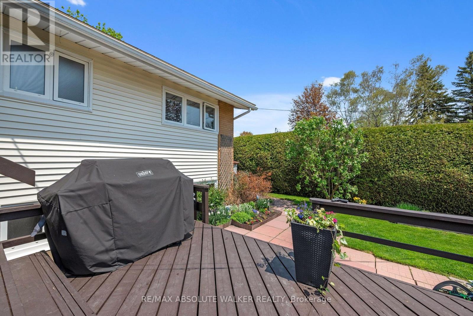 5 West Herrington Court, Ottawa, Ontario  K2H 6B9 - Photo 49 - X13717086