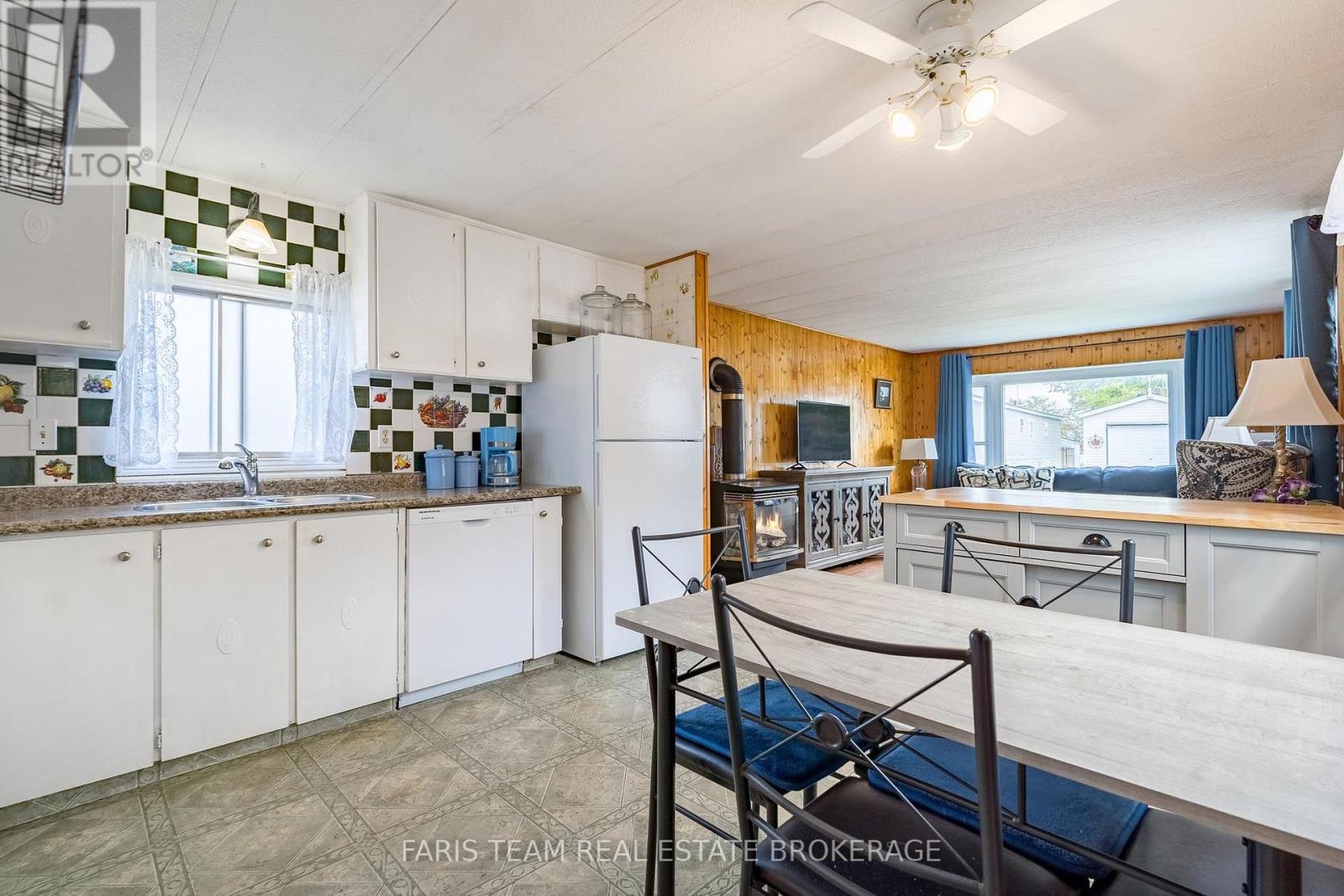 4118 Ash Crescent, Severn, Ontario  L3V 0V1 - Photo 7 - S13717002