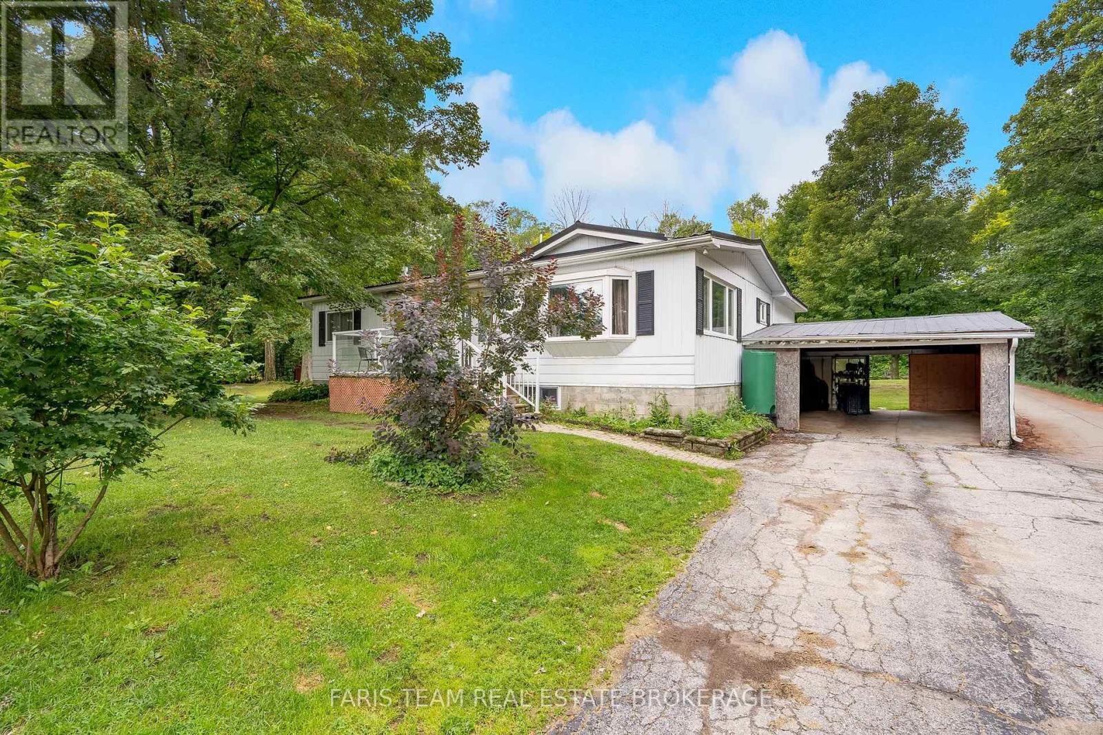 1490 Laughlin Falls Road, Severn, Ontario  L0K 1E0 - Photo 2 - S13717074