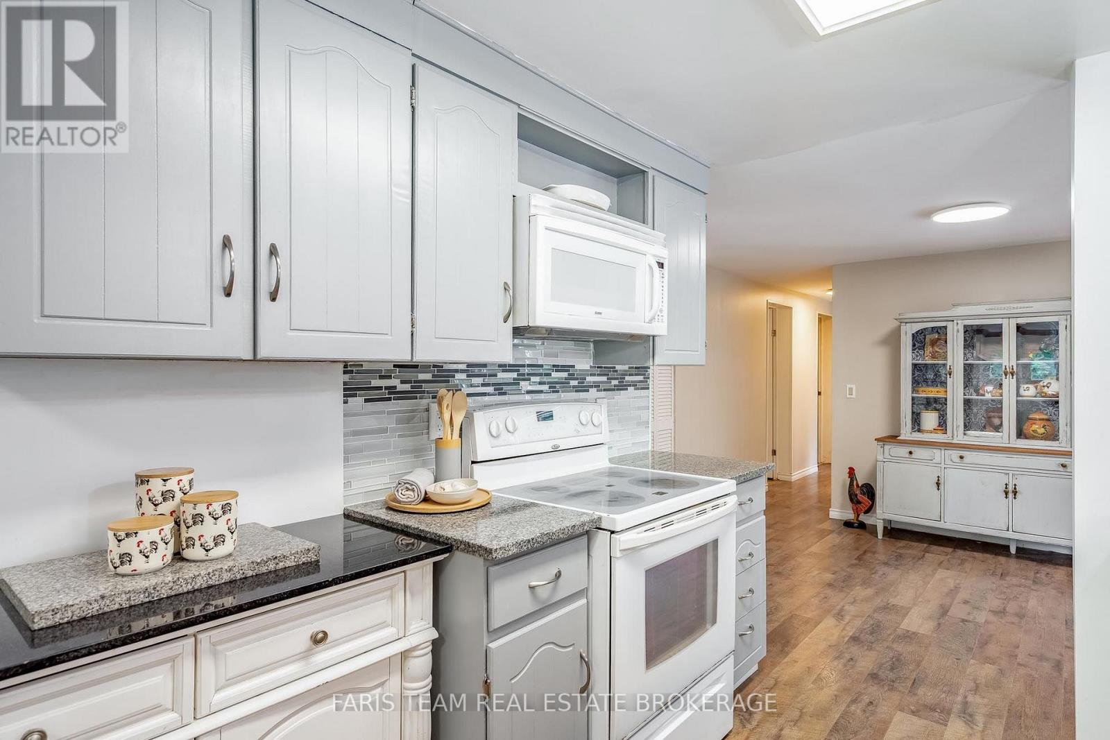 1490 Laughlin Falls Road, Severn, Ontario  L0K 1E0 - Photo 7 - S13717074