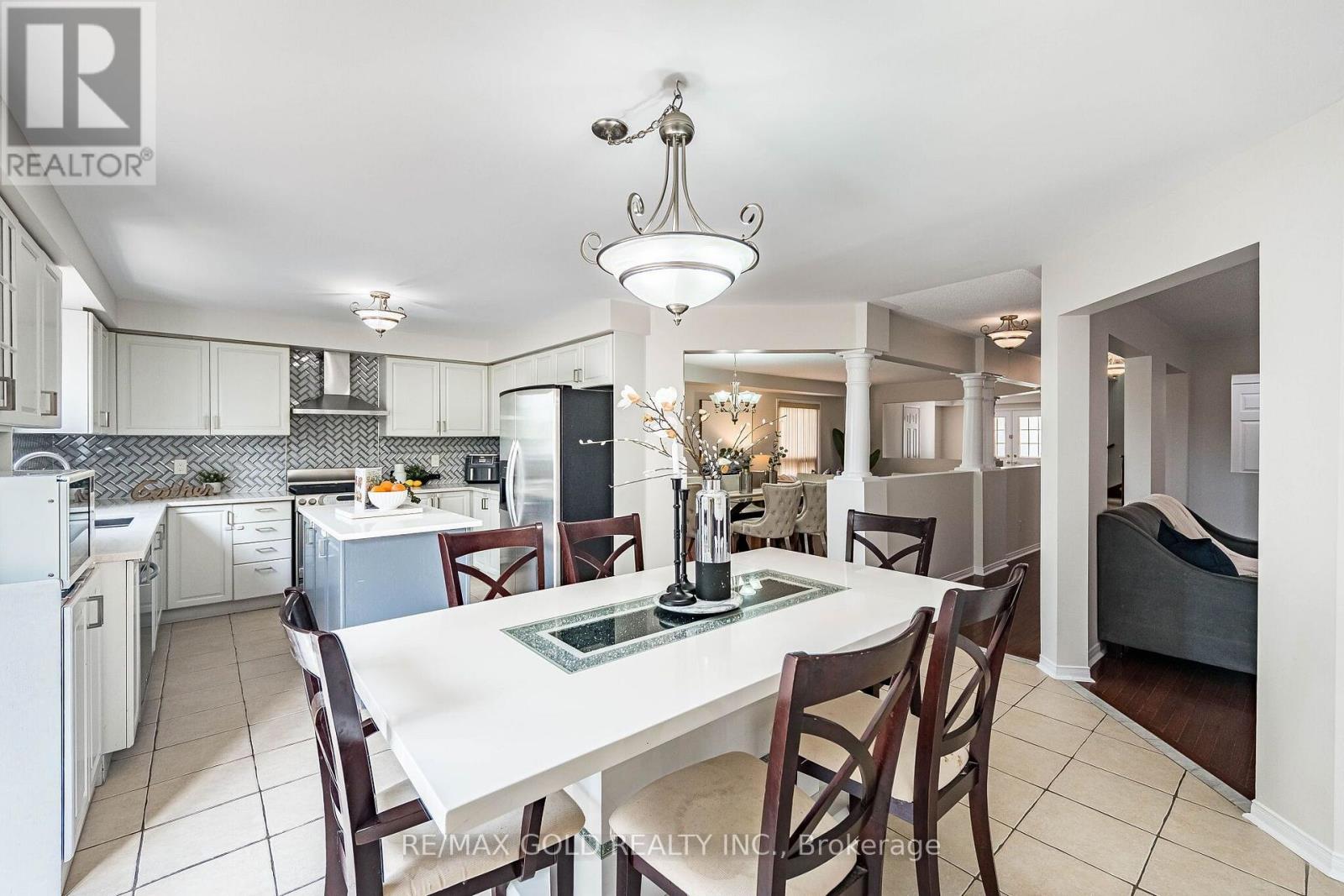 128 Luella Crescent, Brampton, Ontario  L7A 3H5 - Photo 15 - W13716982