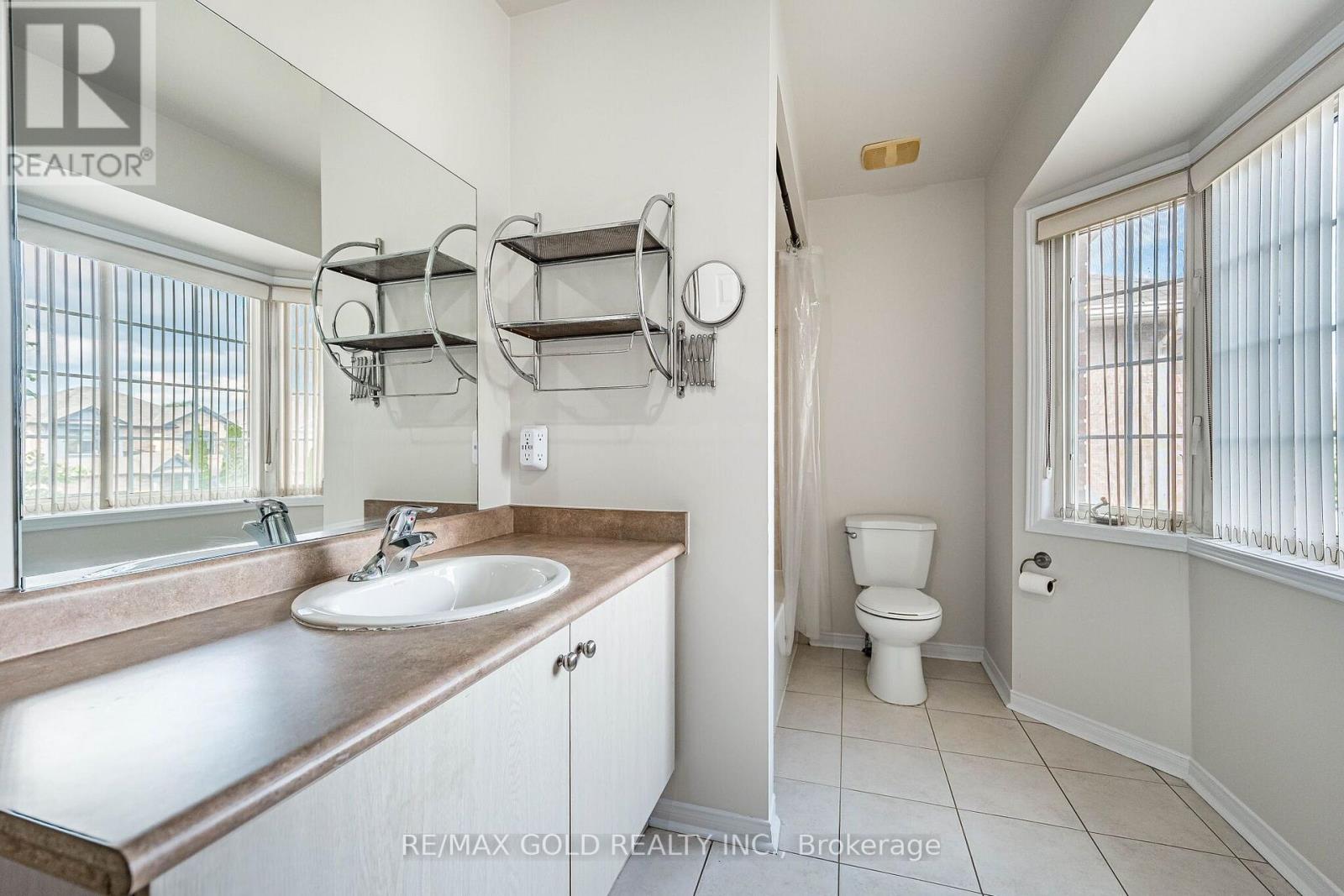 128 Luella Crescent, Brampton, Ontario  L7A 3H5 - Photo 28 - W13716982