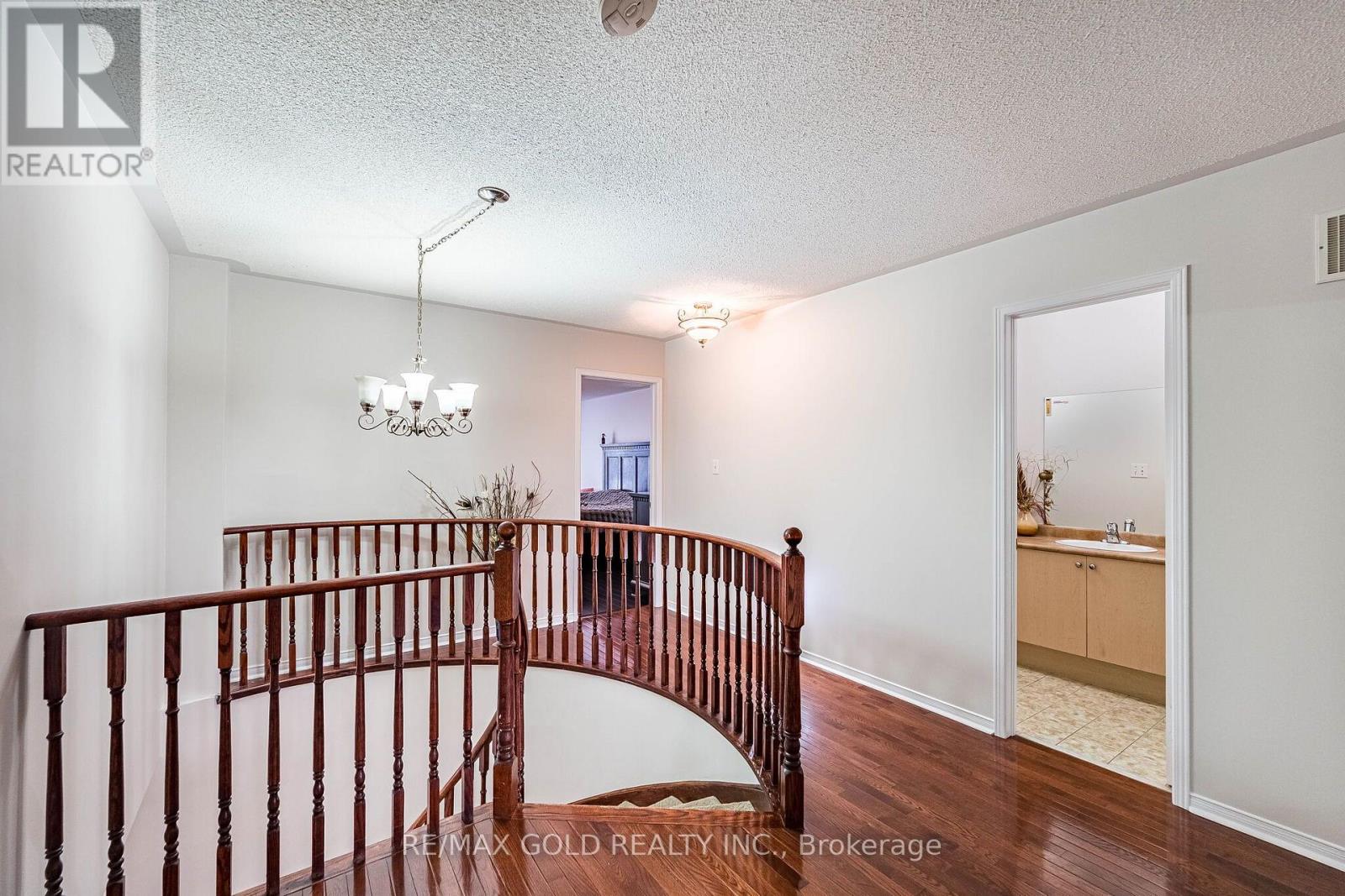 128 Luella Crescent, Brampton, Ontario  L7A 3H5 - Photo 32 - W13716982